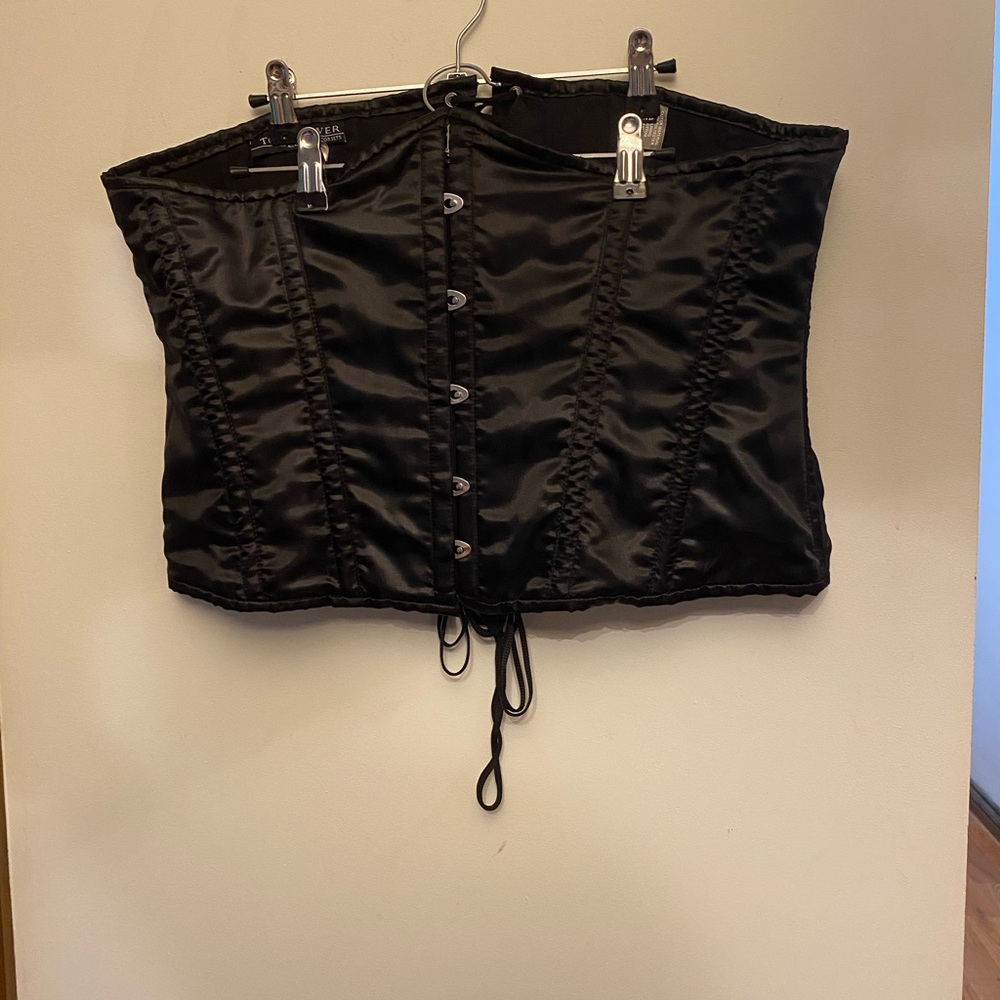 Top Drawer by Daisy Corsets Black Satin Corset